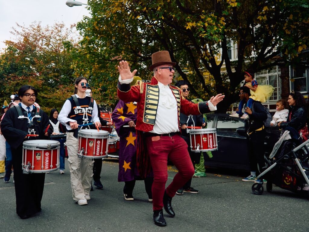Spruce Hill Halloween Parade & Party photos (Author: Hanbit Kwon) - Vimarsana News